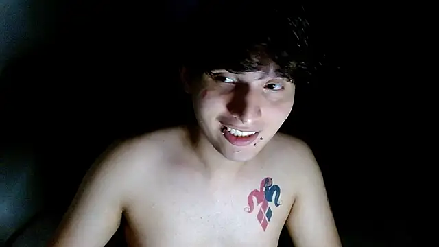 Snapshot of Charley_quin chatting on 4, 6, 2026 Charley quin online show from 4, 6, 2026
