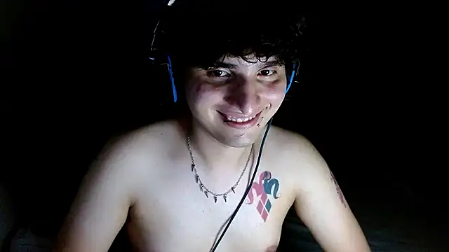 Snapshot of Charley_quin chatting on 2, 6, 2026 Charley quin online show from 2, 6, 2026