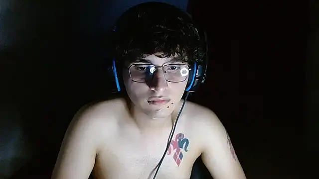 Snapshot of Charley_quin chatting on 17, 5, 2026 Charley quin online show from 17, 5, 2026