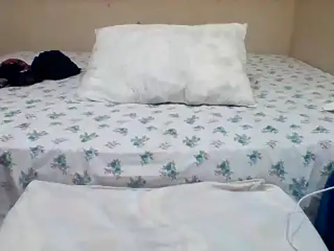 Snapshot of spicy_loulou chatting on 6, 1, 2025 spicy loulou online show from 6, 1, 2025