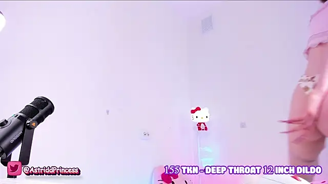 Snapshot of AstridHotty chatting on 10, 3, 2025 AstridHotty online show from 10, 3, 2025