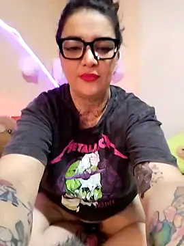 Snapshot of poisson_ivy chatting on 3, 11, 2025 poisson ivy online show from 3, 11, 2025