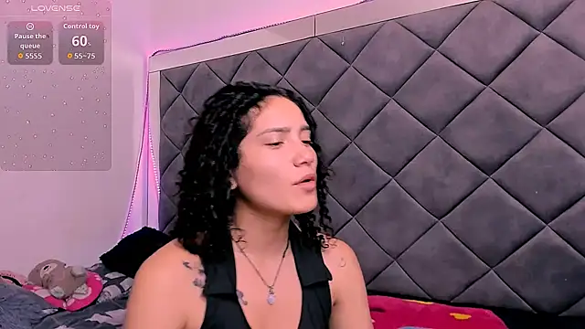 Nellyhills online show from 18, 11, 2025