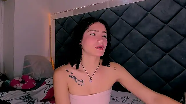 Nellyhills online show from 21, 10, 2025