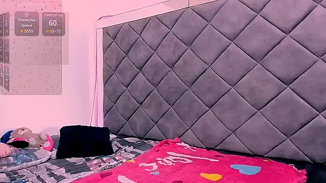 Nellyhills online show from 23, 11, 2025