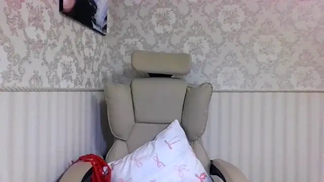 jennifer838 online show from 2, 11, 2025