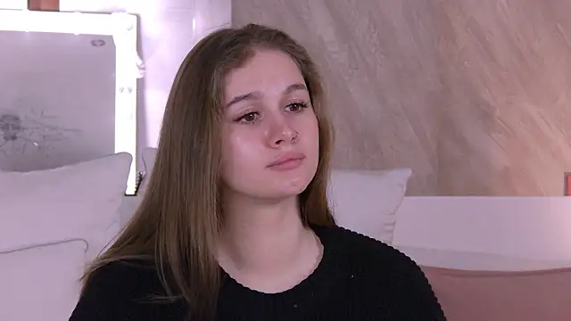 EllieHayes online show from 30, 11, 2025