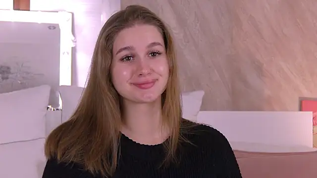 EllieHayes online show from 17, 11, 2025