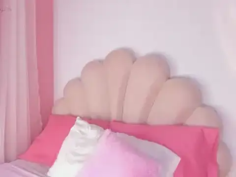 Snapshot of _cherrykingsley1 chatting on 4, 11, 2025 cherrykingsley1 online show from 4, 11, 2025