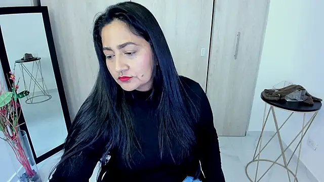 Adele Sweett online show from 22, 5, 2026