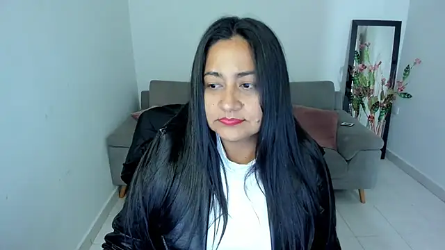 Adele Sweett online show from 16, 10, 2025