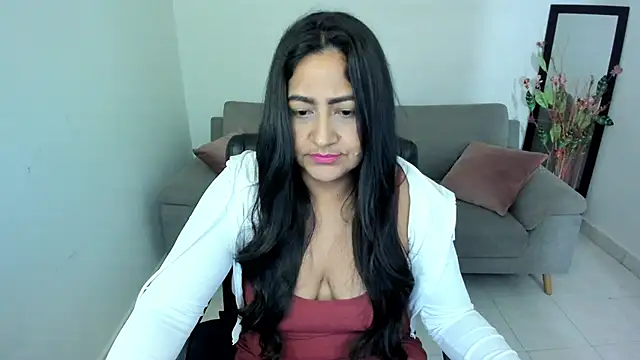 Adele Sweett online show from 2, 12, 2025