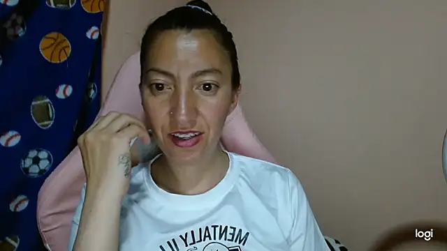 Snapshot of kaybabyhot chatting on 8, 5, 2026 kaybabyhot online show from 8, 5, 2026