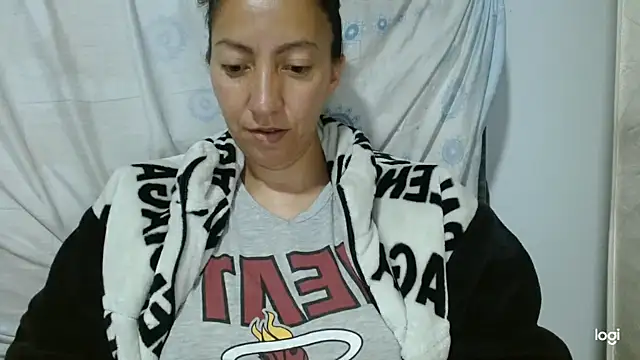 Snapshot of kaybabyhot chatting on 16, 10, 2025 kaybabyhot online show from 16, 10, 2025