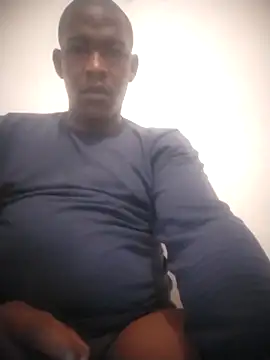 Snapshot of zuludog chatting on 4, 6, 2026 zuludog online show from 4, 6, 2026