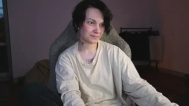 esajukyy online show from 13, 6, 2026