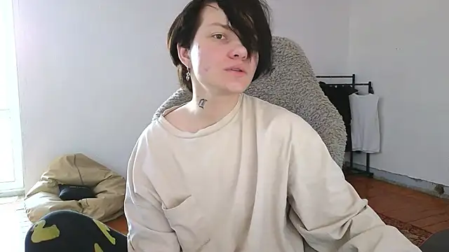 esajukyy online show from 3, 7, 2026