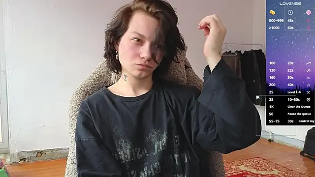 esajukyy online show from 28, 4, 2026