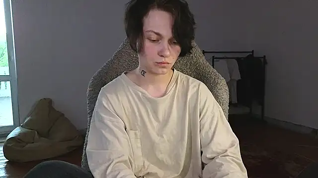 esajukyy online show from 3, 6, 2026
