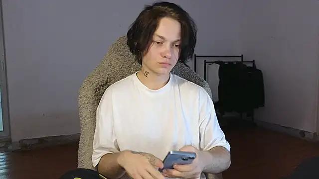 esajukyy online show from 1, 8, 2026