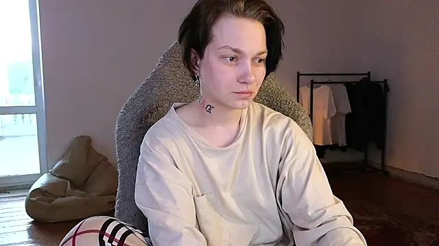 esajukyy online show from 2, 6, 2026