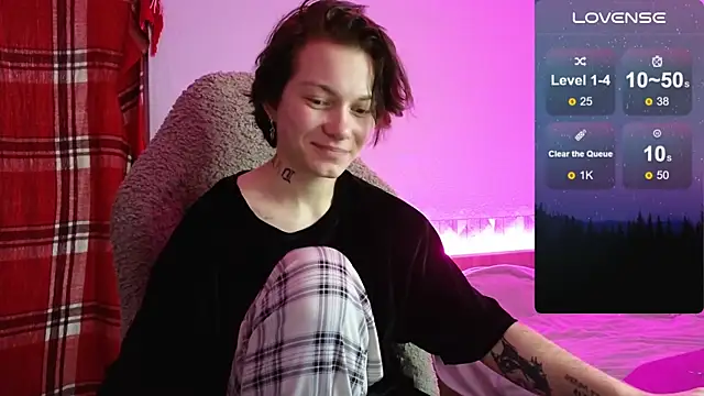 Snapshot of esajukyy chatting on 8, 11, 2025 esajukyy online show from 8, 11, 2025