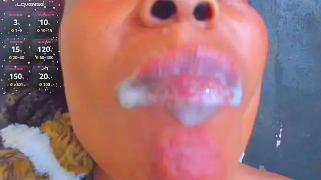 KamariaFyre online show from 4, 11, 2025