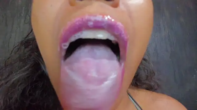 KamariaFyre online show from 16, 2, 2025