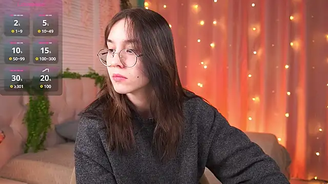 Snapshot of AmeliaMead chatting on 3, 2, 2025 AmeliaMead online show from 3, 2, 2025