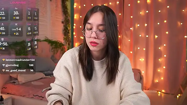 Snapshot of AmeliaMead chatting on 2, 2, 2025 AmeliaMead online show from 2, 2, 2025