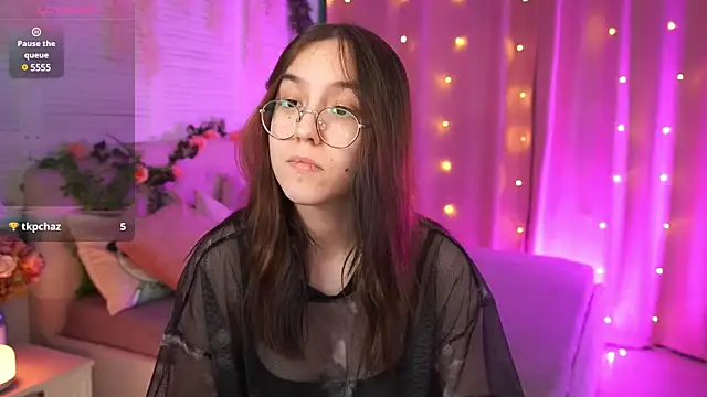 Snapshot of AmeliaMead chatting on 7, 3, 2025 AmeliaMead online show from 7, 3, 2025