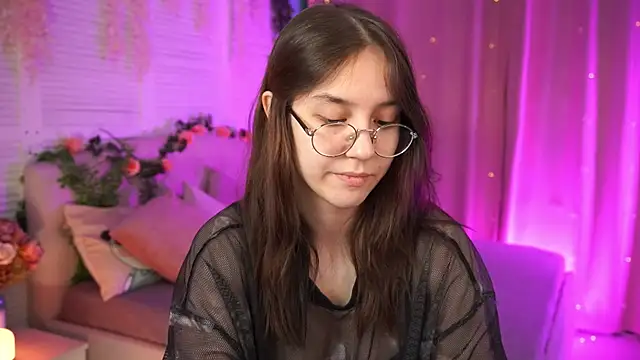 Snapshot of AmeliaMead chatting on 7, 3, 2025 AmeliaMead online show from 7, 3, 2025