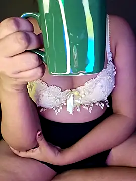 Olivia3 online show from 22, 10, 2025