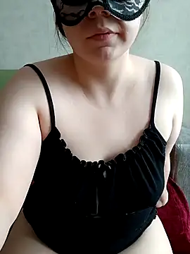 Snapshot of Miranda_Nancy chatting on 15, 3, 2025 Miranda Nancy online show from 15, 3, 2025