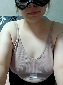 Snapshot of Miranda_Nancy chatting on 1, 10, 2025 Miranda Nancy online show from 1, 10, 2025