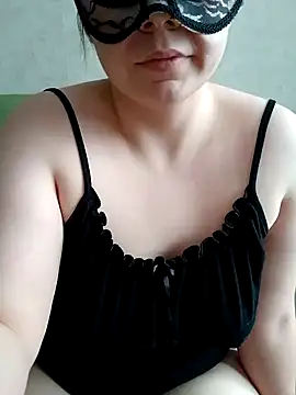 Snapshot of Miranda_Nancy chatting on 13, 3, 2025 Miranda Nancy online show from 13, 3, 2025