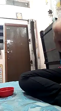 rani076144 online show from 18, 2, 2025