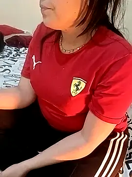 ShadiaStar online show from 5, 3, 2025
