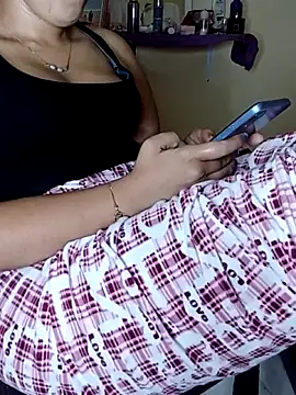 ShadiaStar online show from 2, 10, 2025