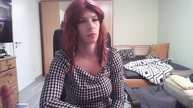 Snapshot of Kinky-Kristina chatting on 9, 10, 2025 Kinky-Kristina online show from 9, 10, 2025