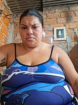 chubby sexy big tits online show from 18, 3, 2025