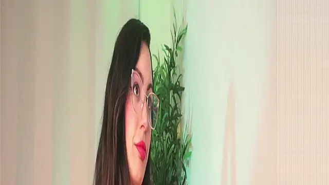 Snapshot of Kendal_Mosk chatting on 29, 4, 2026 Kendal Mosk online show from 29, 4, 2026