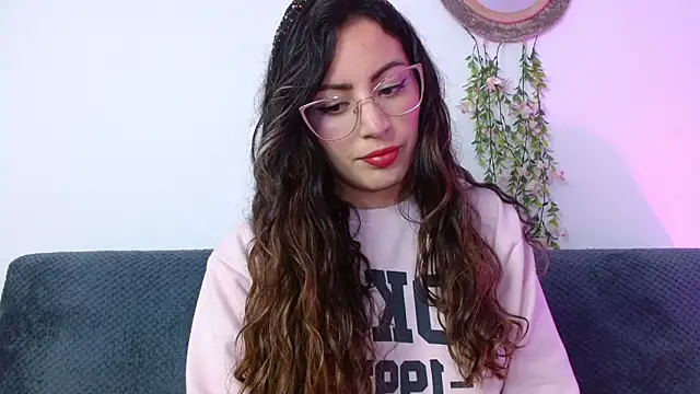 Kendal Mosk online show from 4, 2, 2026