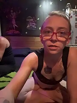 Snapshot of Stonermama666420 chatting on 30, 4, 2026 Stonermama666420 online show from 30, 4, 2026