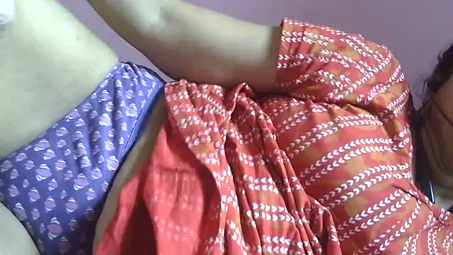 Snapshot of Suhana-sapna chatting on 5, 6, 2026 Suhana-sapna online show from 5, 6, 2026