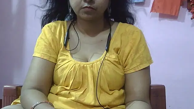 Snapshot of Suhana-sapna chatting on 15, 6, 2026 Suhana-sapna online show from 15, 6, 2026