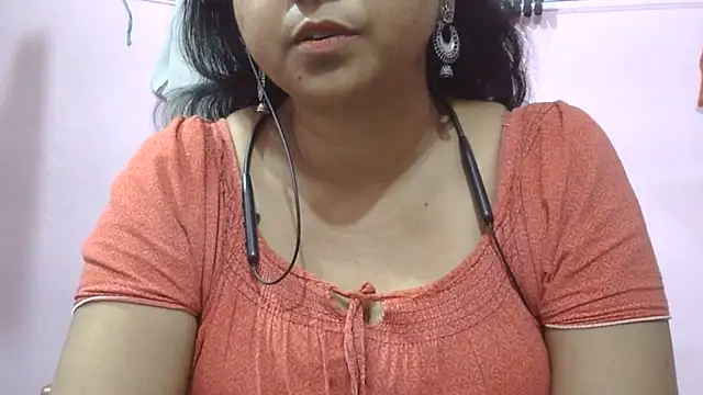Snapshot of Suhana-sapna chatting on 26, 5, 2026 Suhana-sapna online show from 26, 5, 2026