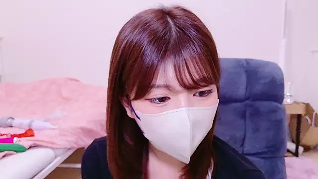 Snapshot of Runarunapi chatting on 5, 10, 2025 Runarunapi online show from 5, 10, 2025