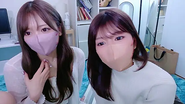 Snapshot of Runarunapi chatting on 25, 9, 2025 Runarunapi online show from 25, 9, 2025