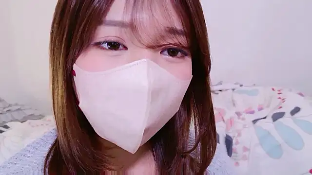 Snapshot of Runarunapi chatting on 15, 11, 2025 Runarunapi online show from 15, 11, 2025